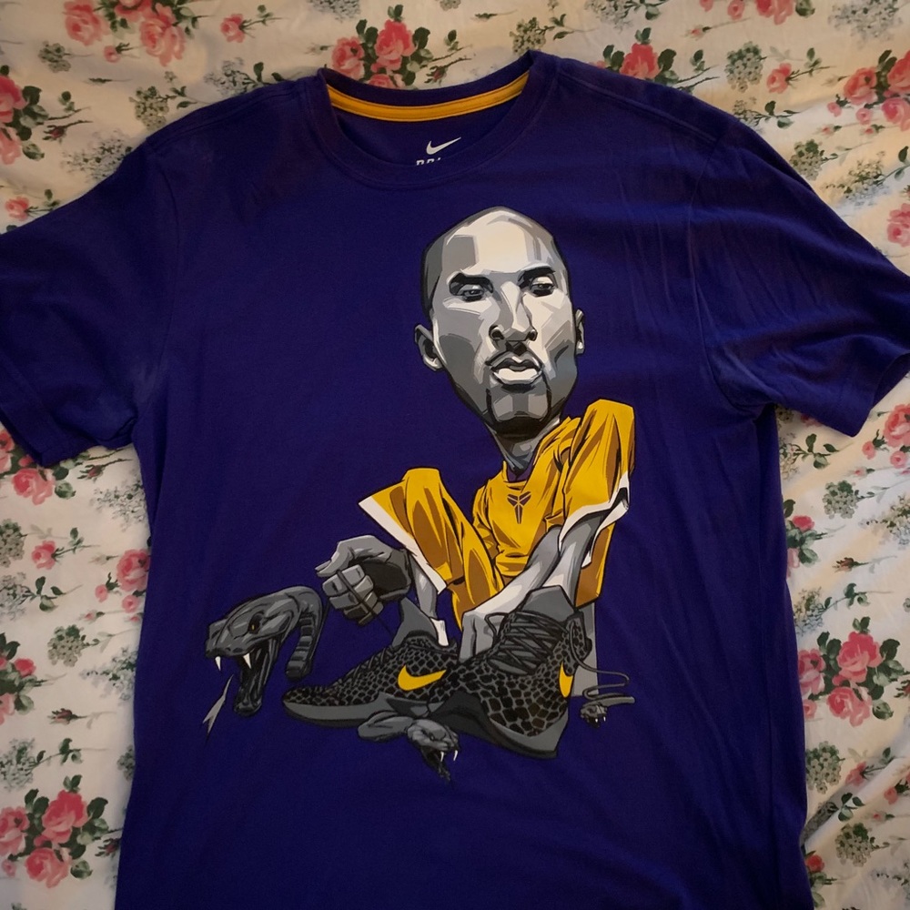 MEN’S KOBE DRI-FIT T-SHIRT